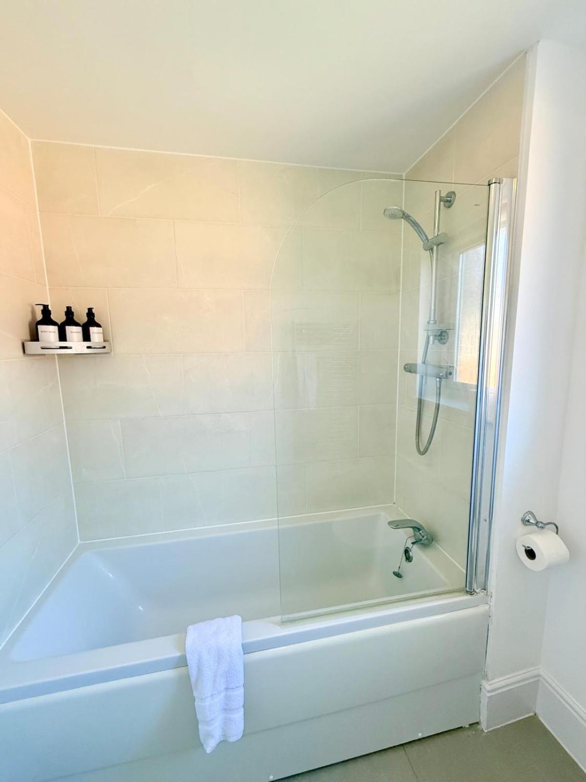 Stunning Spacious Home Bristol