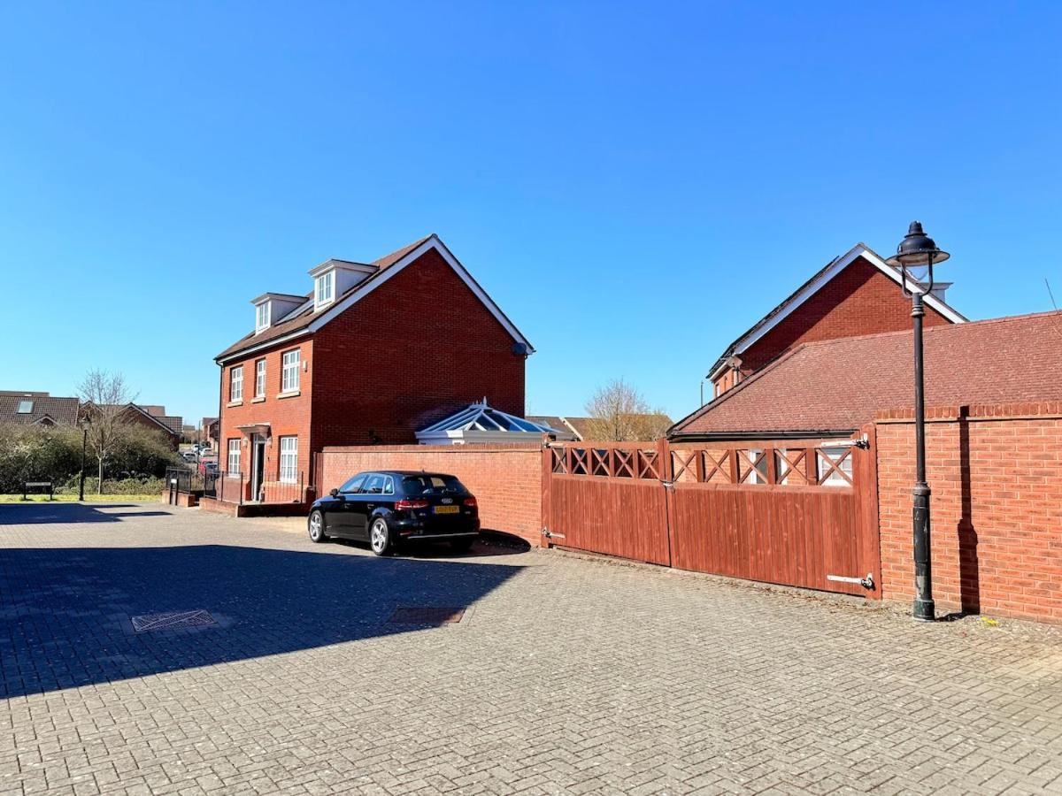 Stunning Spacious Home * Bristol